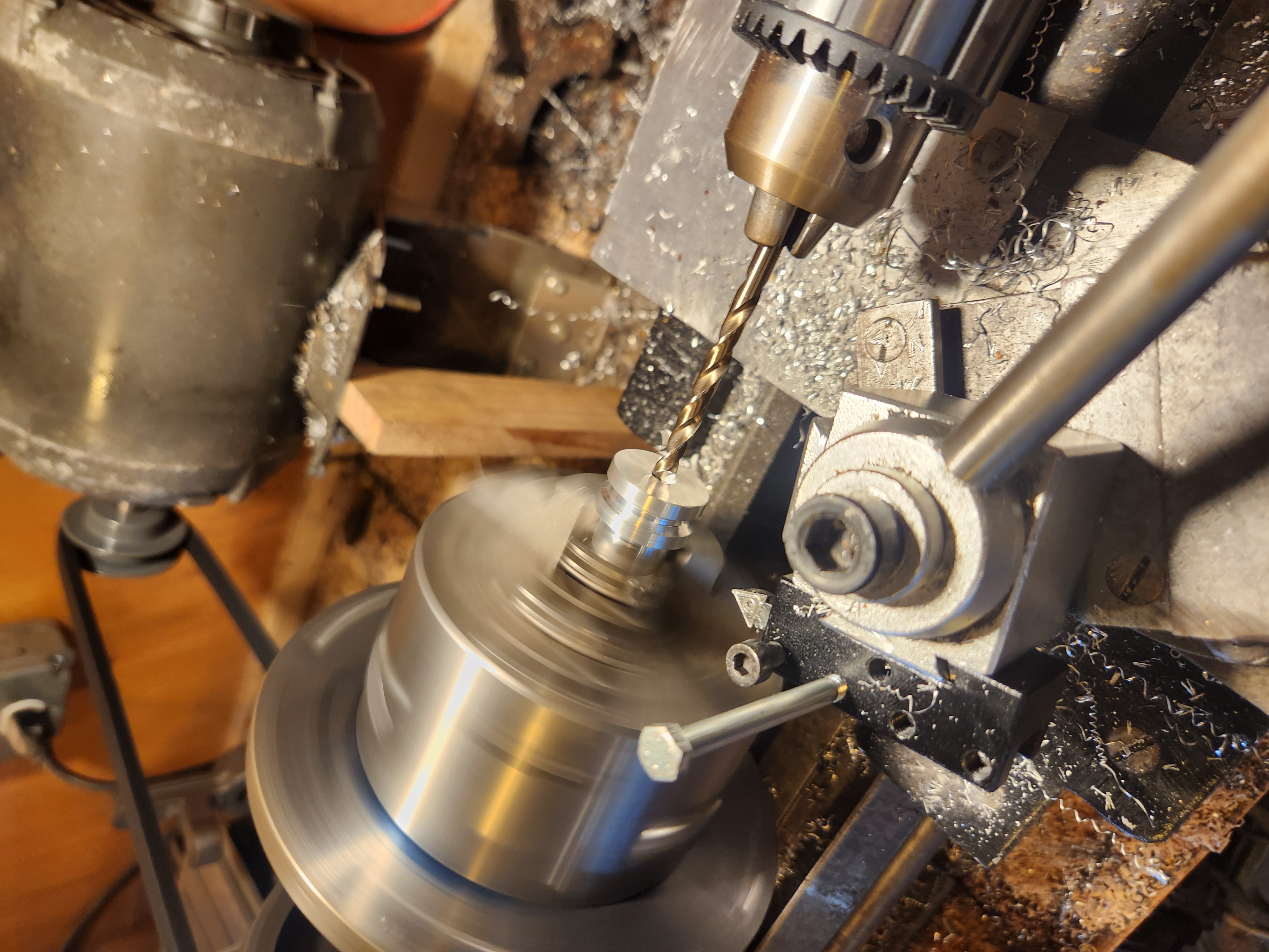 Cutting bearing seats and drilling main hole